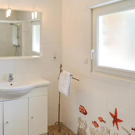 Awesome In With Kitchen Hébergement de vacances